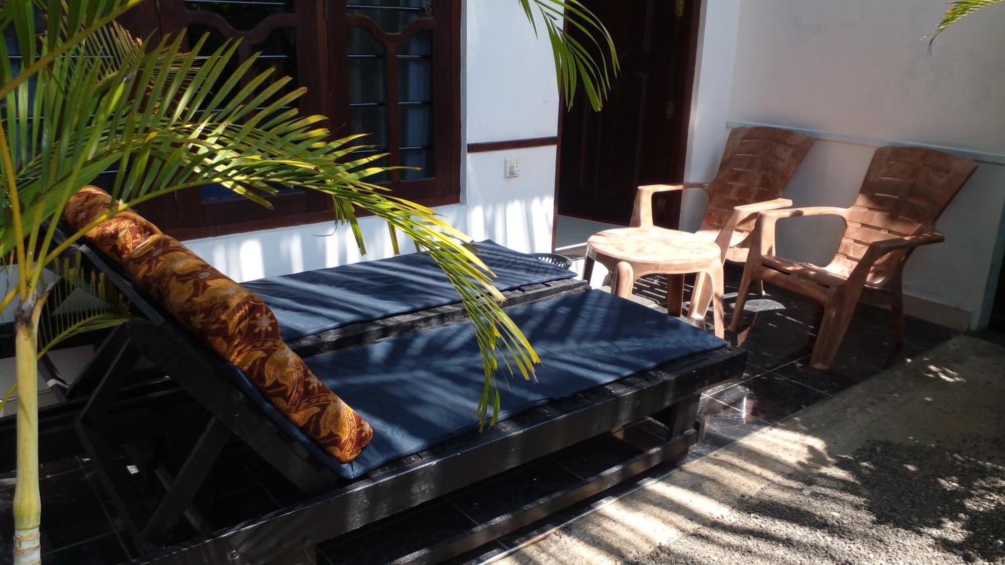 Seadina Coral Home Matara Habitación foto